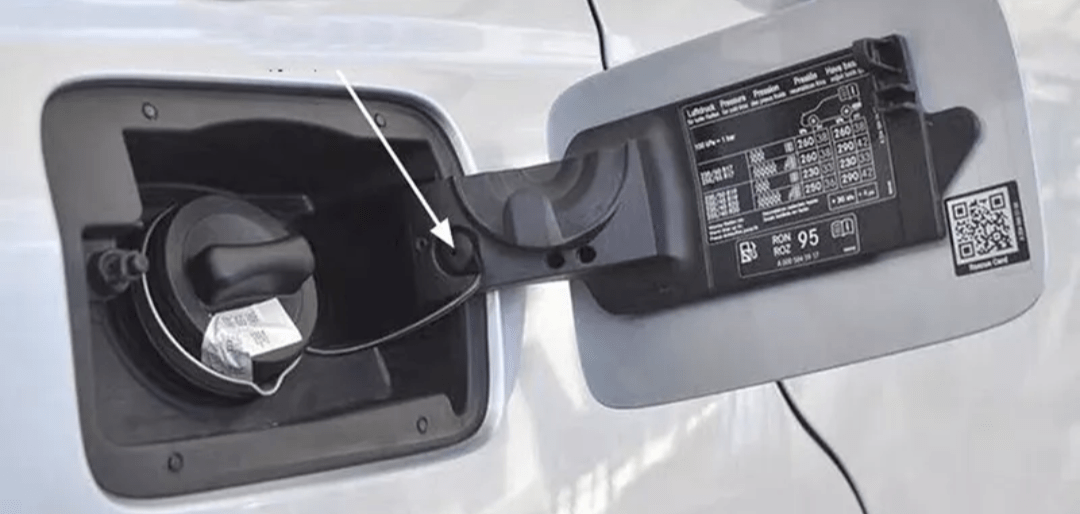 Cordon Attache bouchon réservoir de carburant MERCEDES Classe A B C E S CLA GLA GLC GLE ML