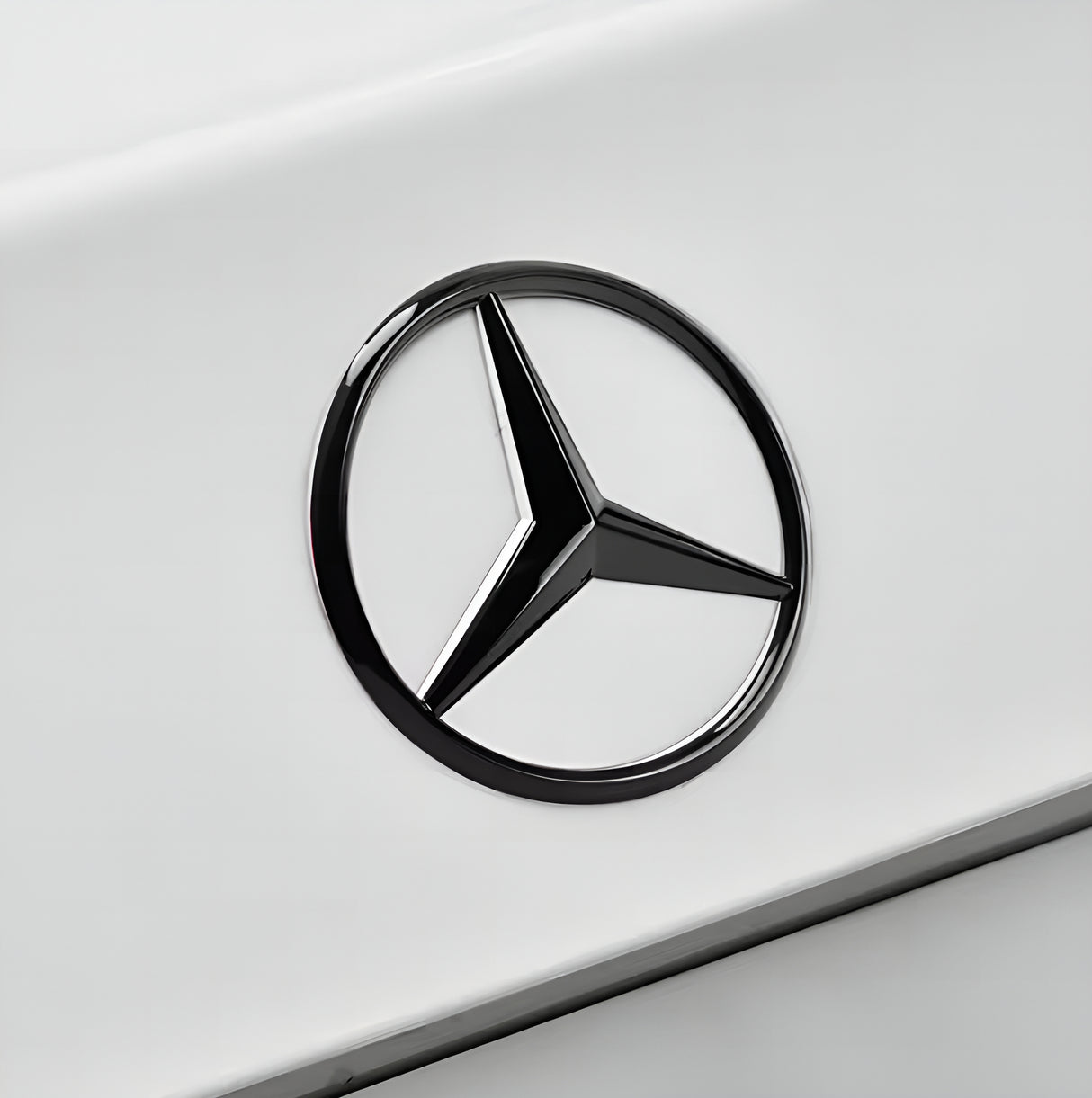 Emblème de coffre logo à l'étoile Mercedes-Benz Noir Brillant