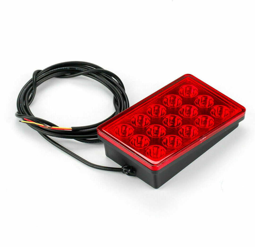 Feu arrière type F1 à LED Universel