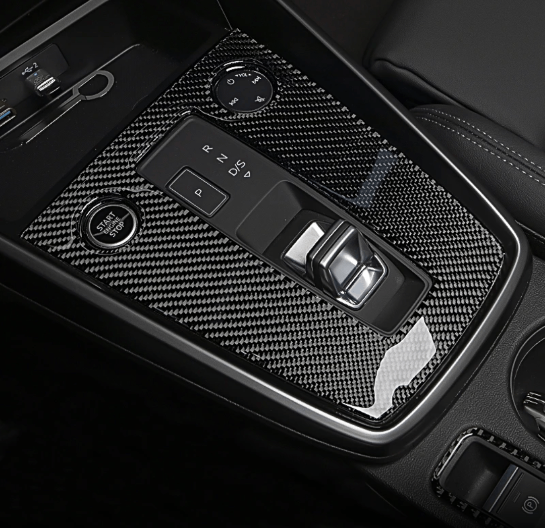 Garniture intérieure entourage de levier de vitesse type carbone pour AUDI A3 8Y (2021 - 2024)