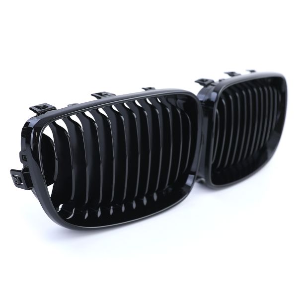 Grilles de calandre noires brillantes type M Performance BMW Série 1 E87 (2004 - 2011)
