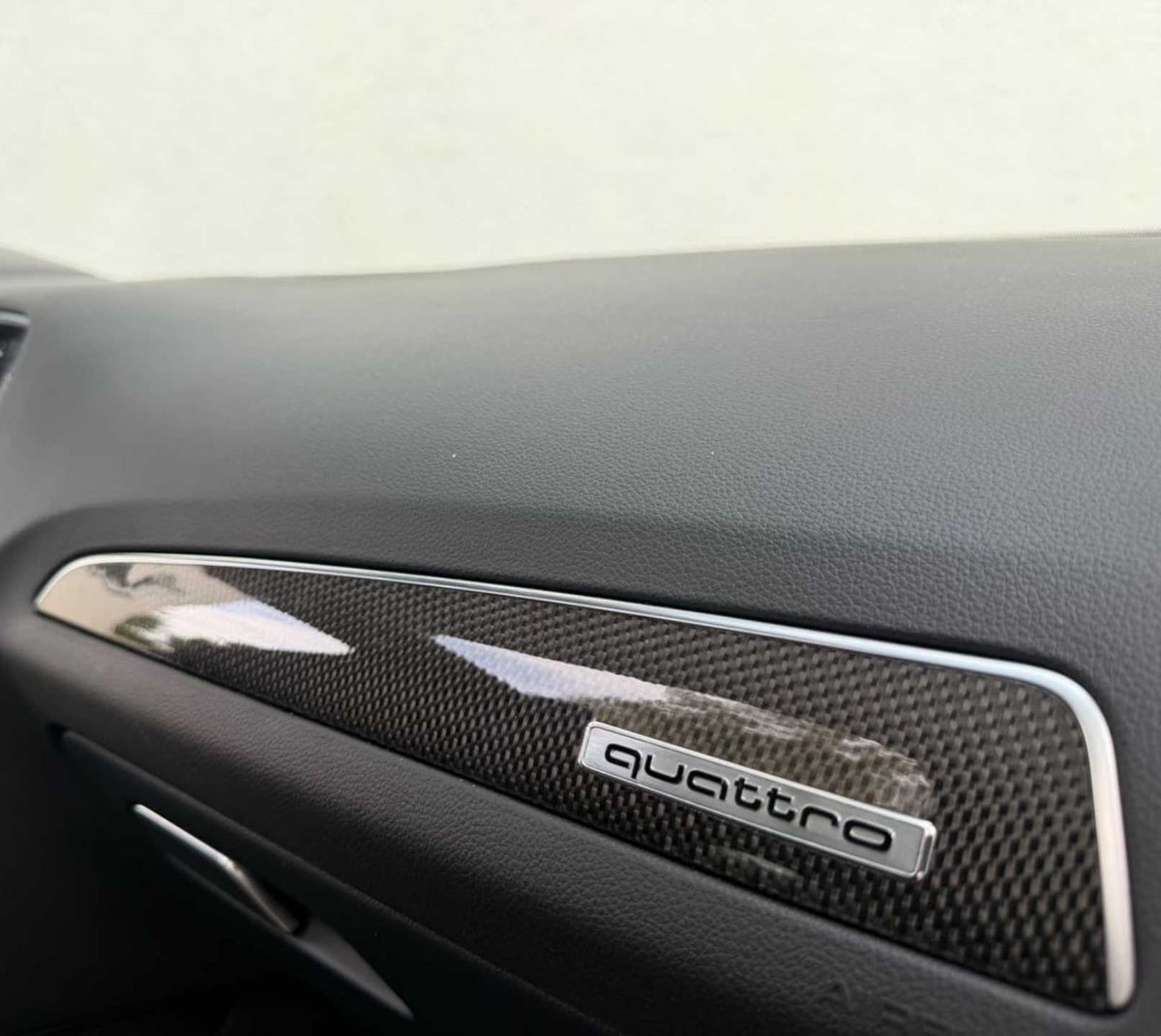 Garnitures intérieures en carbone pour Audi Q5 et SQ5 8R