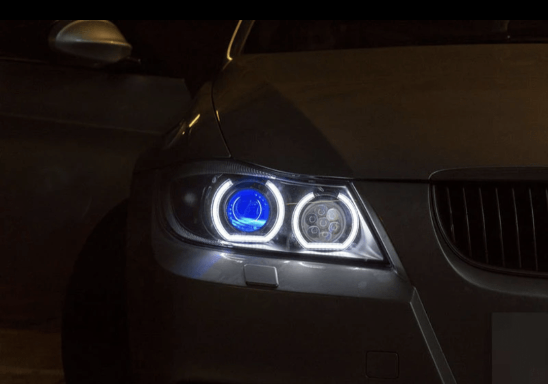 Phares Angel Eyes DTM Anneaux LED pour BMW Série 3 Berline E90 (2005 à