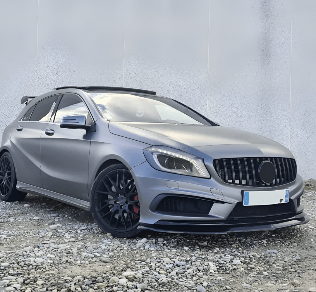 Noire brillante Lame avant splitter pare-choc pour Mercedes Classe A W176 (2012 à 2018)