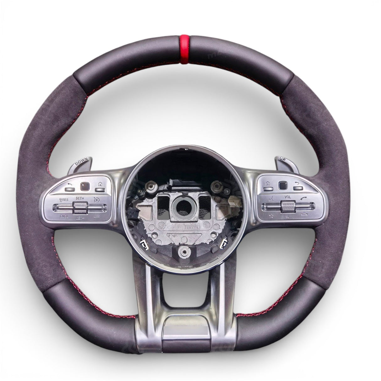 Volant Performance Carbone Pour Mercedes-Benz Classe GLA H247 - 2020 à 2026