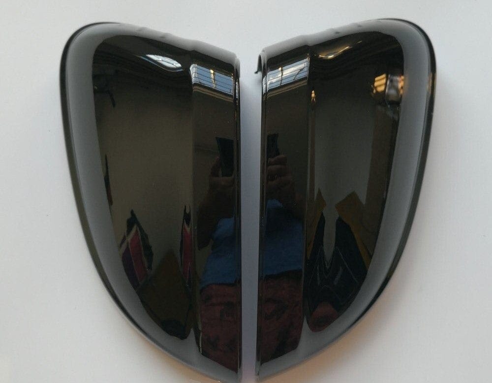 Coques de rétroviseurs Noires Brillantes pour Audi A4 B9 (2017 - 2022)