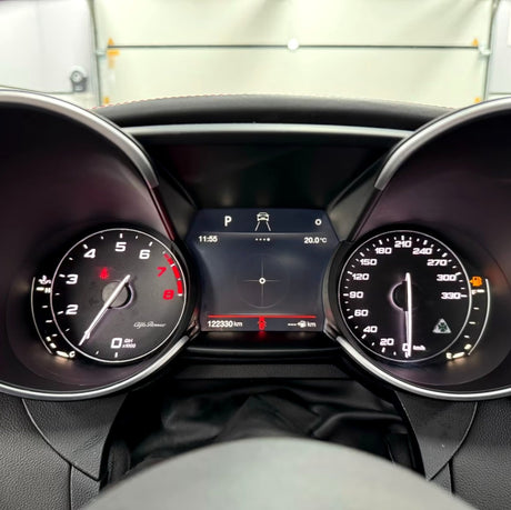 Signification des Voyants au Tableau de Bord Alfa Romeo : Notre Liste Complète