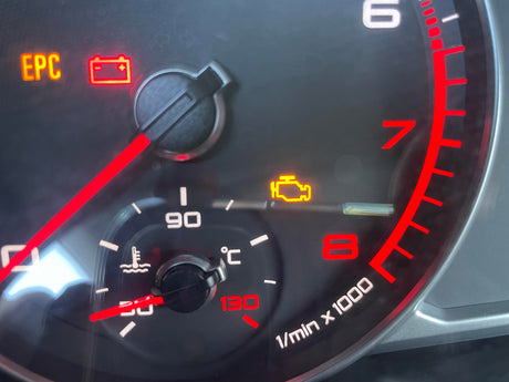 Signification des Voyants au Tableau de Bord Audi : Notre Liste Complète