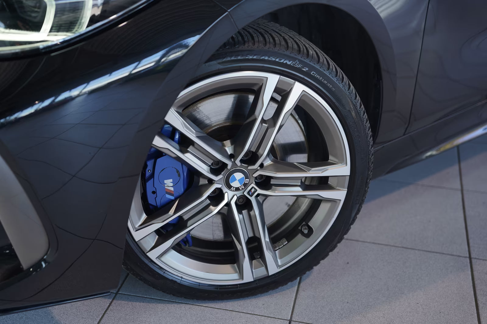 Jantes BMW Série 1 E81 / E87, F20 / F21 et F40 : styles et dimensions d’origine