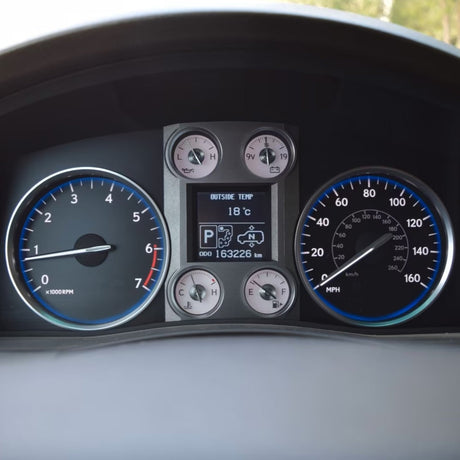 Signification des Voyants au Tableau de Bord Lexus : Notre Liste Complète