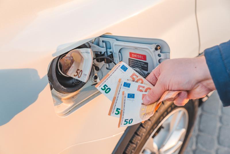 21 Conseils pour économiser du carburant cette rentrée