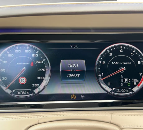 Signification des Voyants au Tableau de Bord Mercedes : Notre Liste Complète