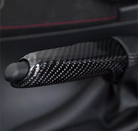 Equipements intérieurs en carbone