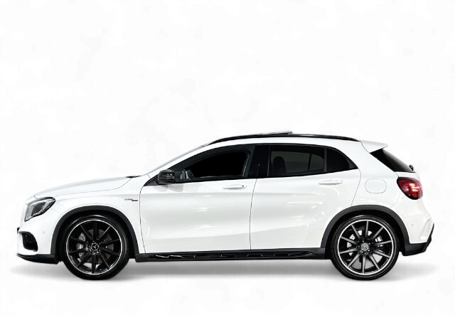 Mercedes-Benz GLA X156
