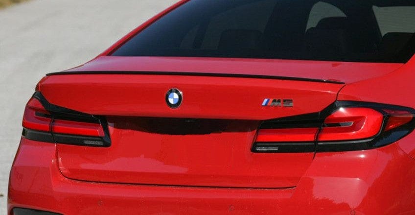 Aileron Becquet type M Performance Noir Brillant pour BMW Série 5 G30 (à partir de 2018)