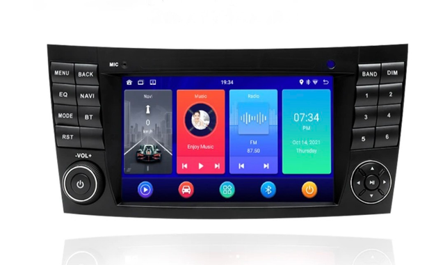 Autoradio connecté Android Auto et Apple CarPlay pour Mercedes CLK W209 (2003 - 2009)