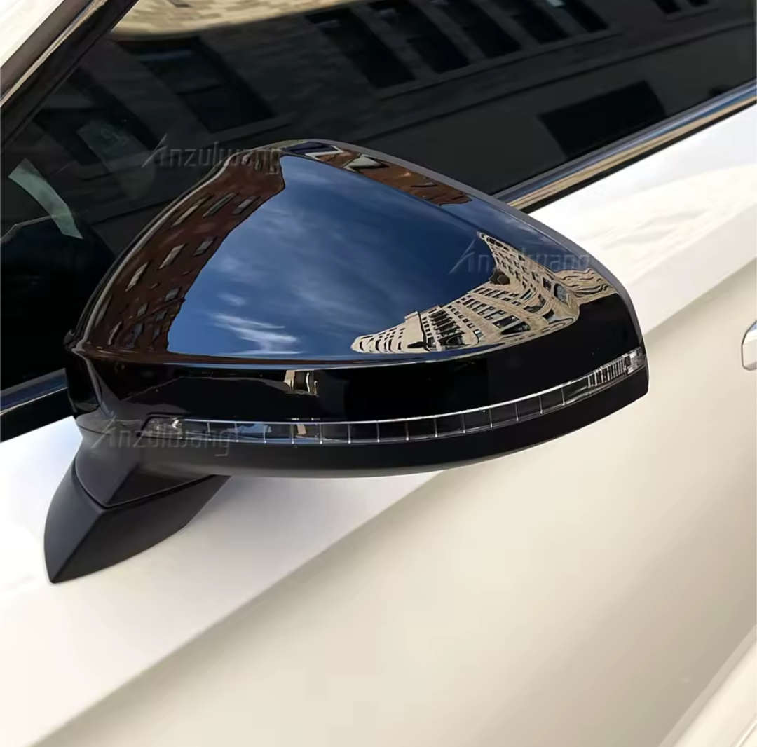 Coques de rétroviseurs Noires Brillantes pour Audi A4 B9 (2017 - 2022)
