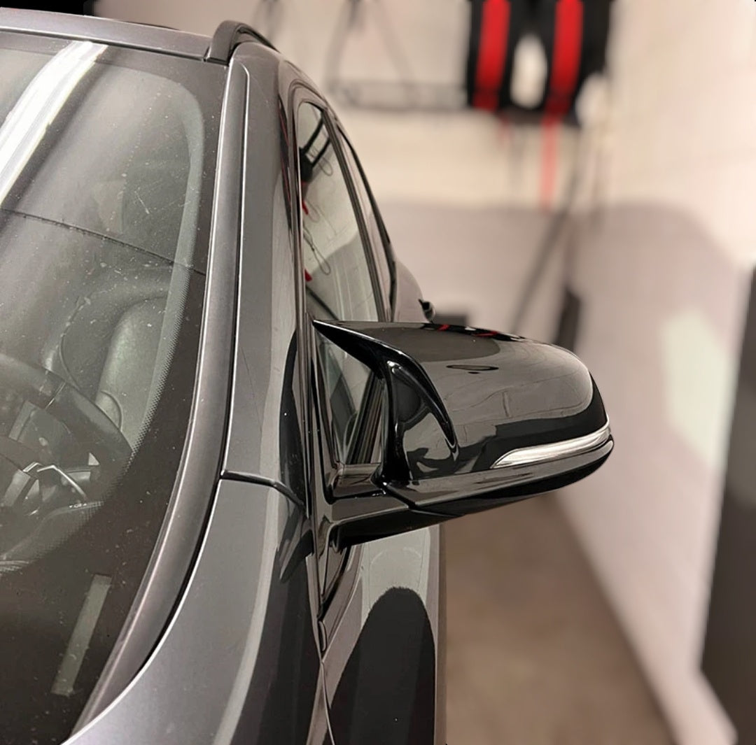 Coques de rétroviseurs type M Performance noires brillantes pour BMW Série 1 F40 (2019 - 2025))