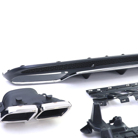 Diffuseur et sorties d'échappement pare-choc arrière look 63 AMG pour Mercedes Classe C Berline W205 (2014 à 2021)