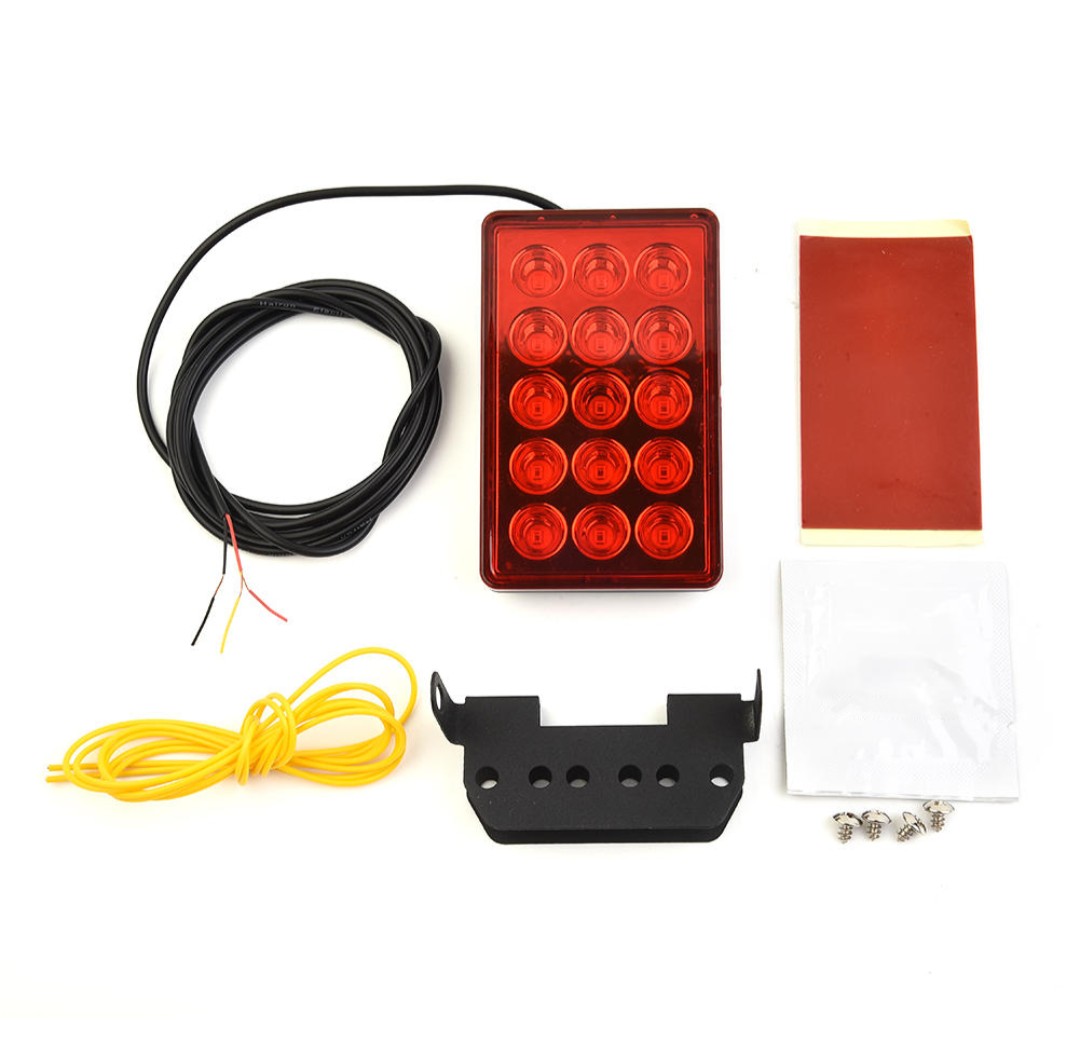 Feu arrière type F1 à LED Universel