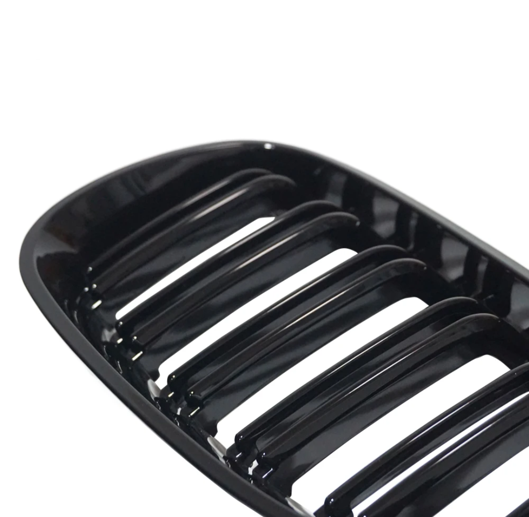Grilles de calandre noires brillantes type Motorsport BMW Série 5 E60 (2003-2010)