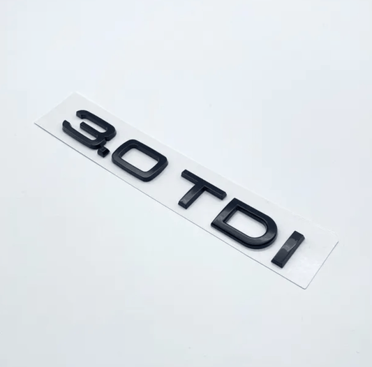 Badge de coffre lettres noires motorisation AUDI 3.0 TDI