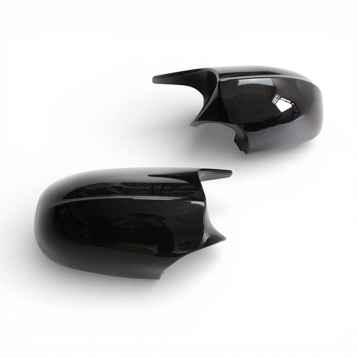 Coques de rétroviseurs type M Performance noires brillantes pour BMW Série 1 E87 et E81 (2004 - 2009)