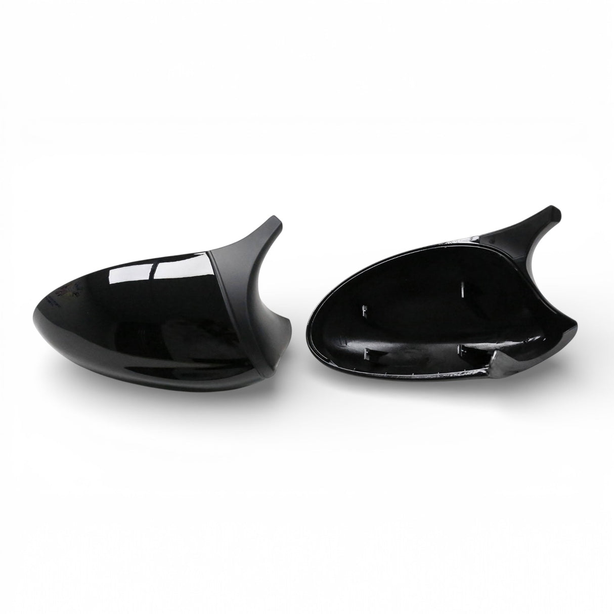 Coques de rétroviseurs type M Performance noires brillantes pour BMW Série 1 E87 et E81 (2004 - 2009)