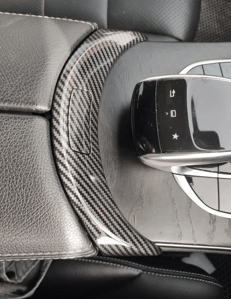 Couvercle d'ouverture de boîte à gant de console centrale carbone replica pour Mercedes Classe C W205