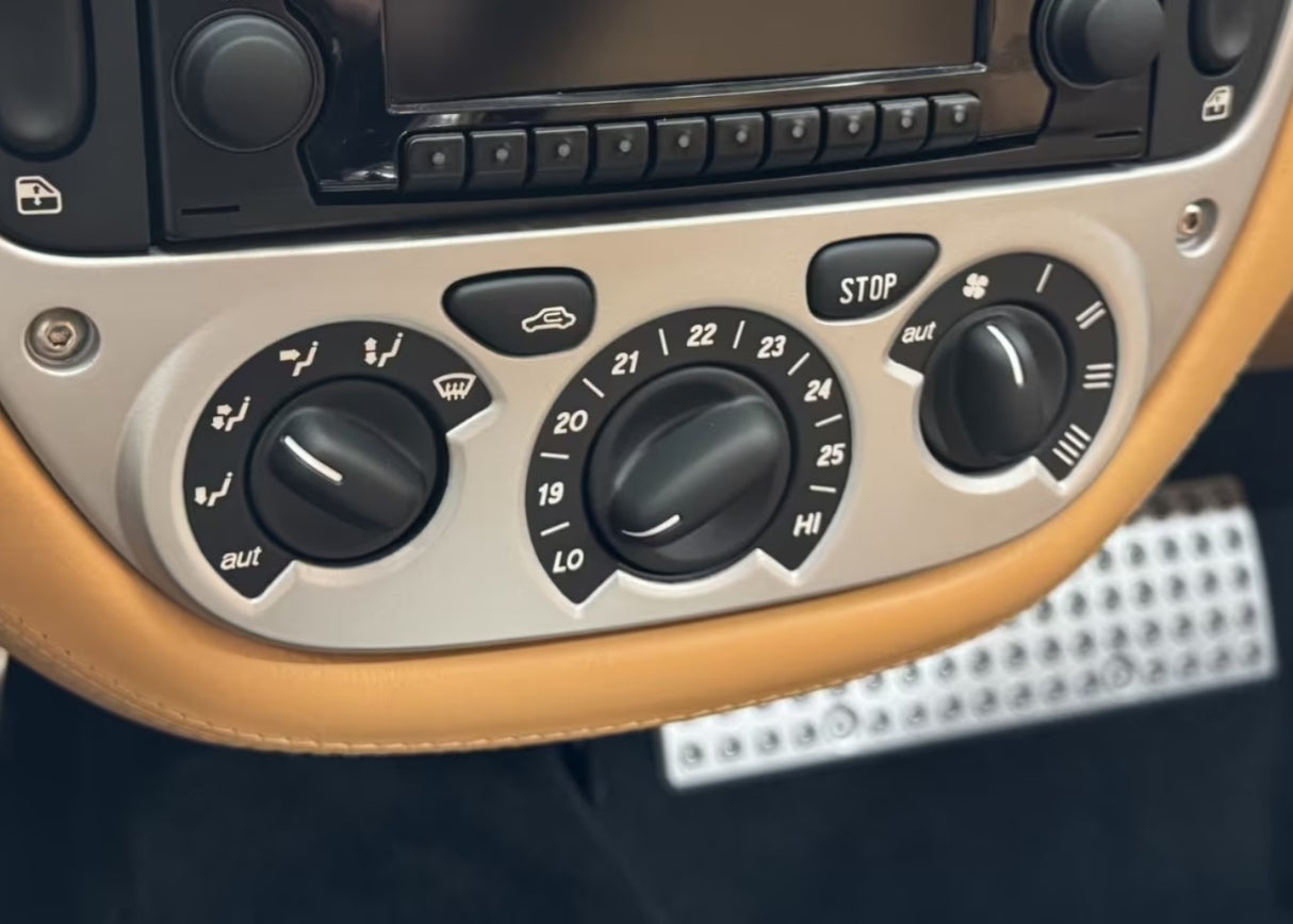 Rénovation des Boutons Collants Soft Touch pour Ferrari 360 (1999 à 2005)
