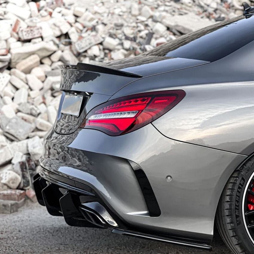 Mercedes CLA 45 AMG C117 restylée Diffuseur pare-choc arrière type AMG pour Mercedes CLA 45 AMG Facelift (2016 à 2018)