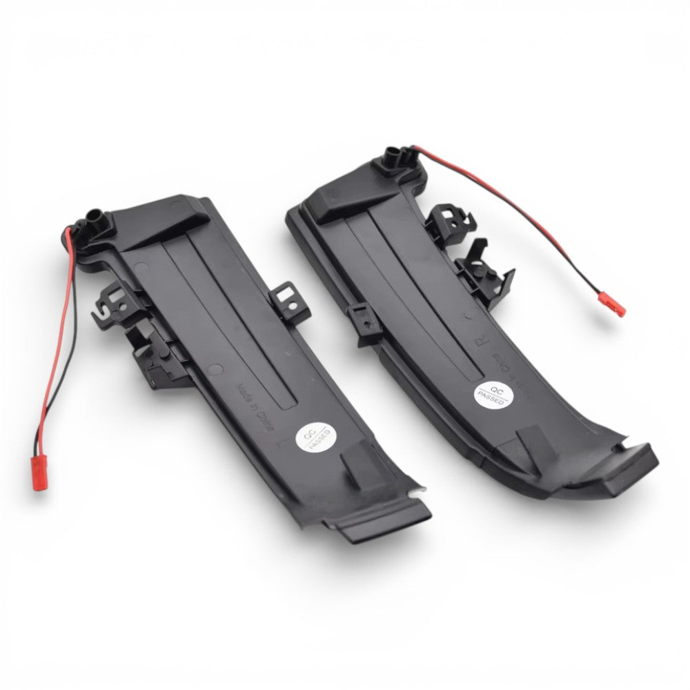 Dynamic LED Scrolling Wing Mirror Turn Signals for Mercedes CLA C117 - 2013 to 2018