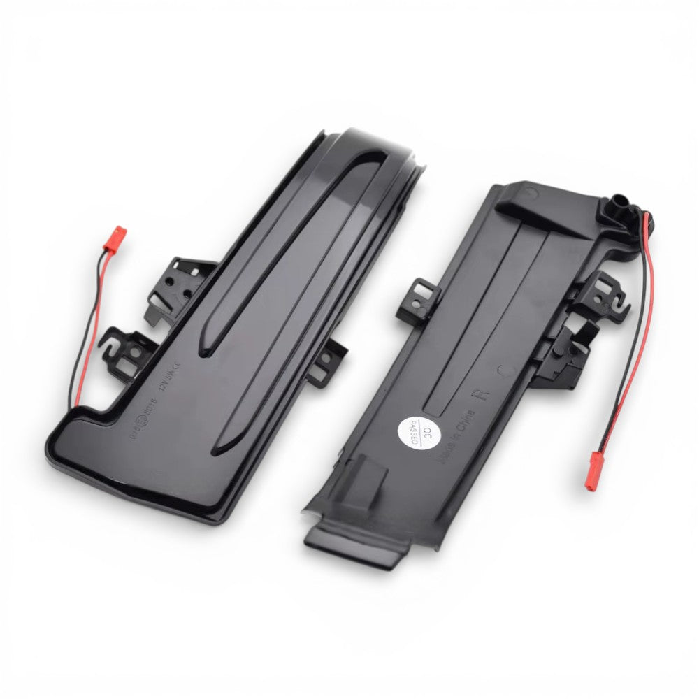 Dynamic LED Scrolling Wing Mirror Turn Signals for Mercedes CLA C117 - 2013 to 2018