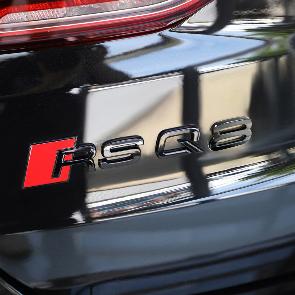 Logo de coffre noir Badge AUDI RSQ8 Black Edition