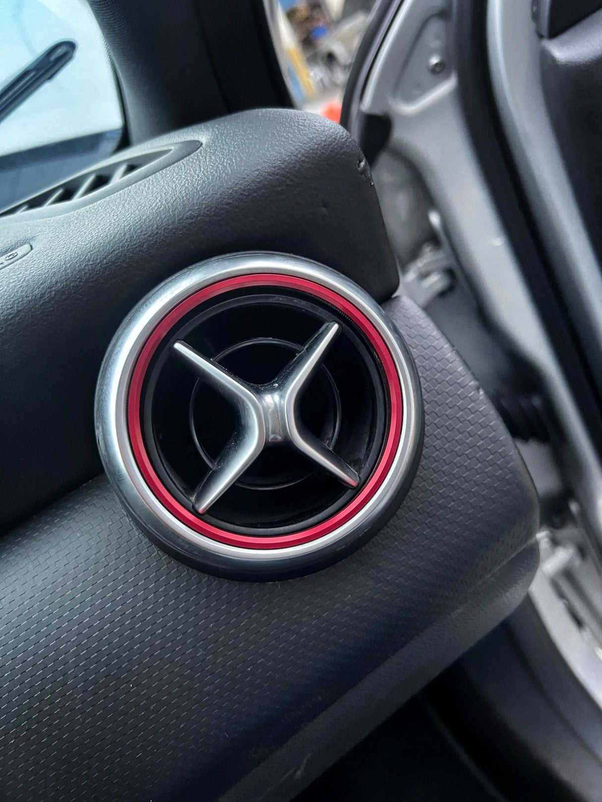 Entourages Grilles de Climatisation Rouge Bleu Doré pour Mercedes CLA C117 - 2013 à 2019