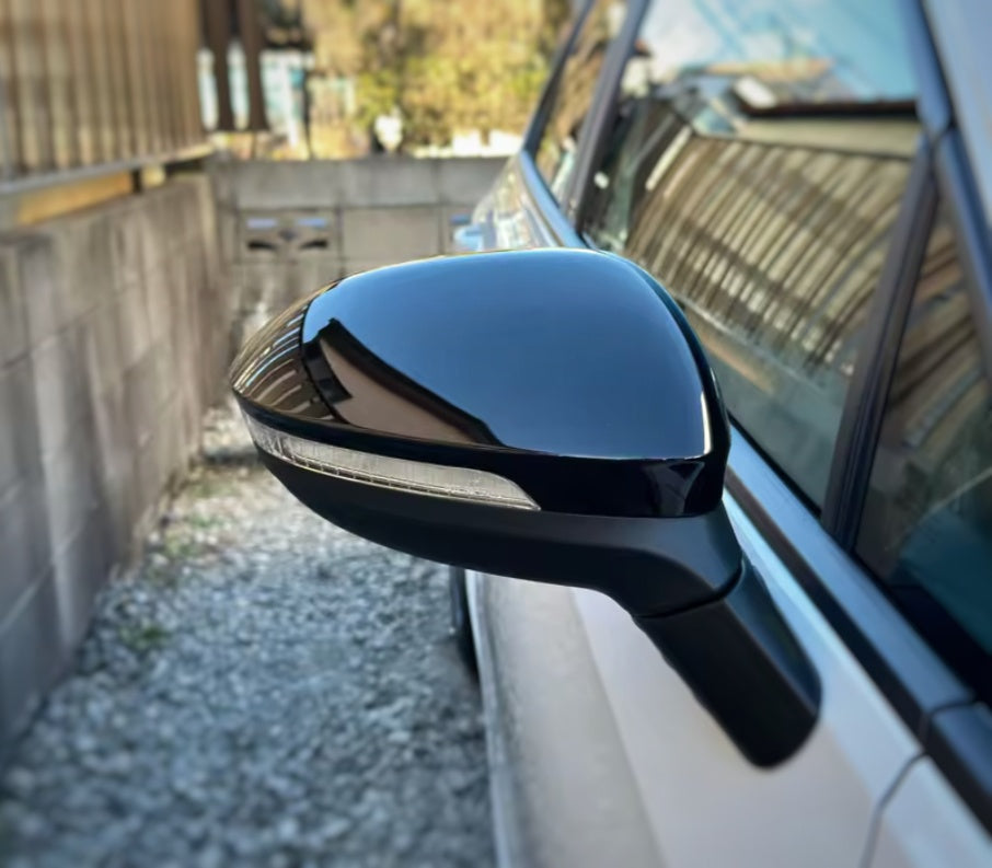 Coques de rétroviseurs noires brillantes pour VW Golf 8 (2020 - Aujourd'hui)