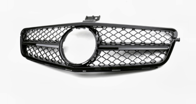 Calandre noire Mercedes Classe C W204 AMG Black Edition