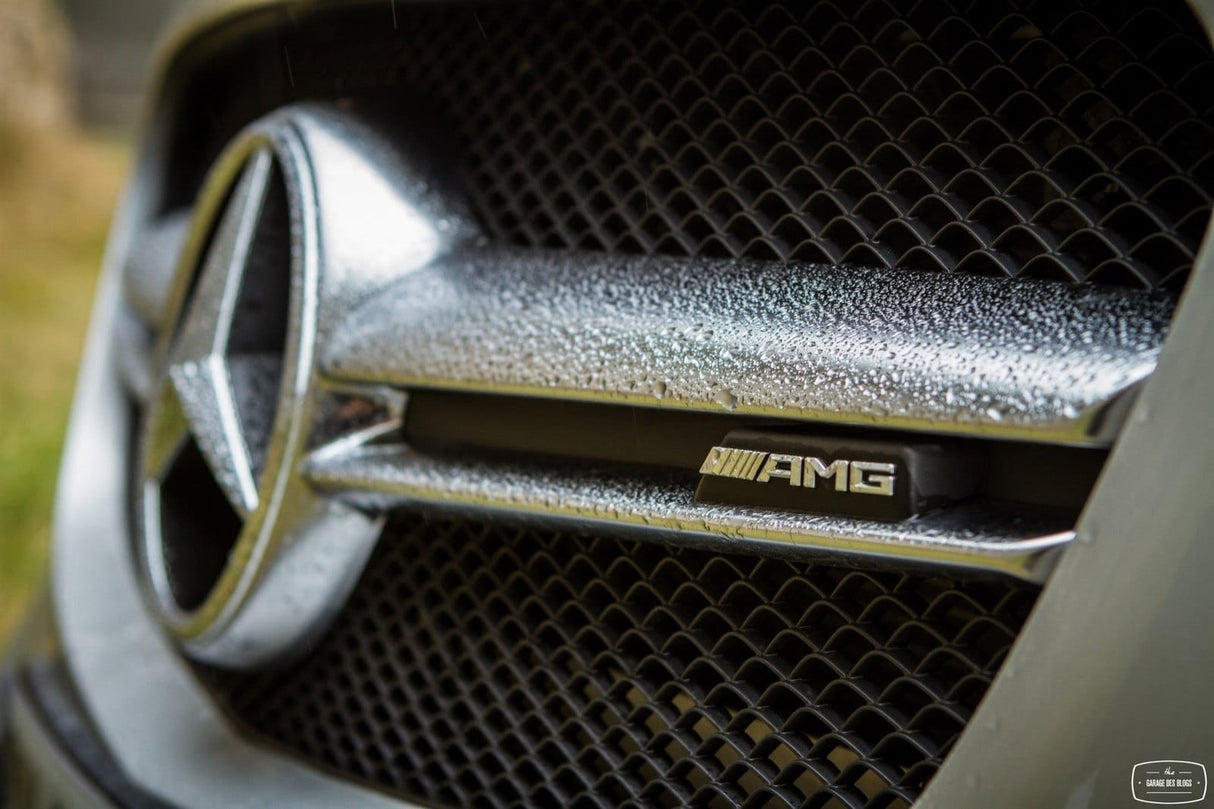 Emblème de calandre logo AMG argent pour Mercedes-Benz