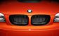 Après restylage (2007 à 2010) / Simple lame Grilles de calandre noires BMW Série 1 E87 type M Performance (2004 - 2011) BMW Série 1 E87 - Grilles de calandre noires type M Performance (2004 - 2011)