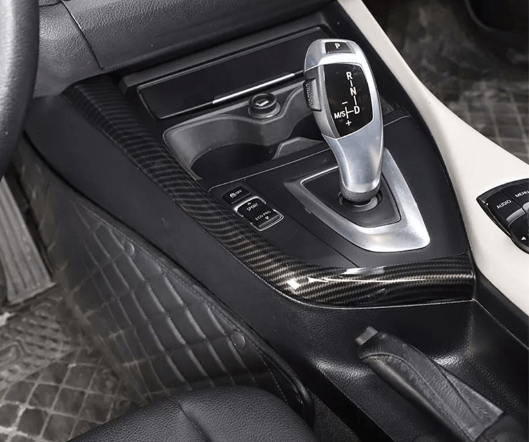 Insert carbone entourage de levier de vitesse pour BMW Série 2 F22 (2014 - 2021)