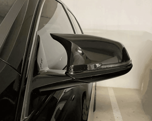 Coques de rétroviseurs BMW Série 1 F40 type M Perfomance (2019-Aujourd'hui) BMW Série 1 F40 - Coques de rétroviseurs type M Performance Noir Brillant (2019 - Aujourd'hui)