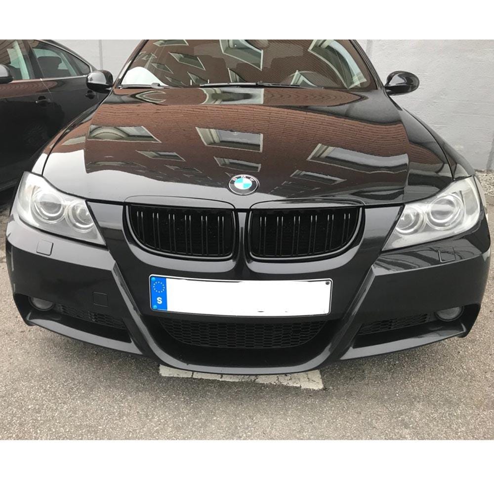 Grilles de calandre noires BMW Série 3 E90 type M Performance (2005-2012) BMW Série 3 E90 - Grilles de calandre noire type M Performance (2005 - 2012)