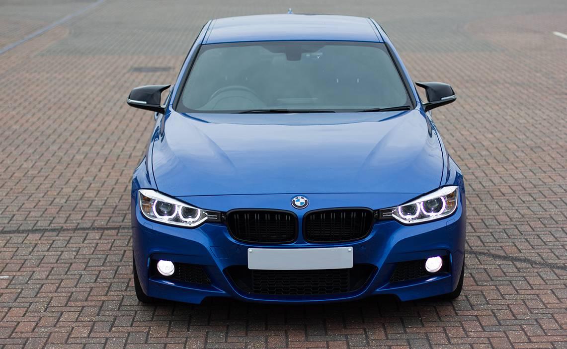 Coques de rétroviseurs noires type M3 Competition BMW Série 3 F30 (2012-2020) BMW Série 3 F30 - Coques de rétroviseurs noires brillantes type M Performance (2012-2020)