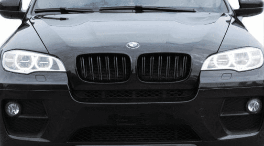 Grilles de calandre noires type X6M pour BMW X6 E71 (2007-2013) BMW X6 E71 - Grilles de calandre noires type X6M (2007 - 2013)