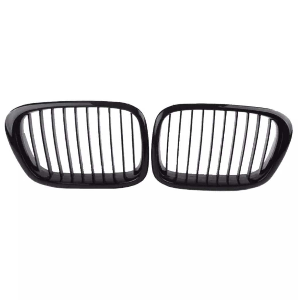 Grilles de calandre noires pour BMW Série 5 E39 type M5 (1996 - 2003) BMW Série 5 E39 - Grilles de calandre noires type M Performance (1996 - 2003)