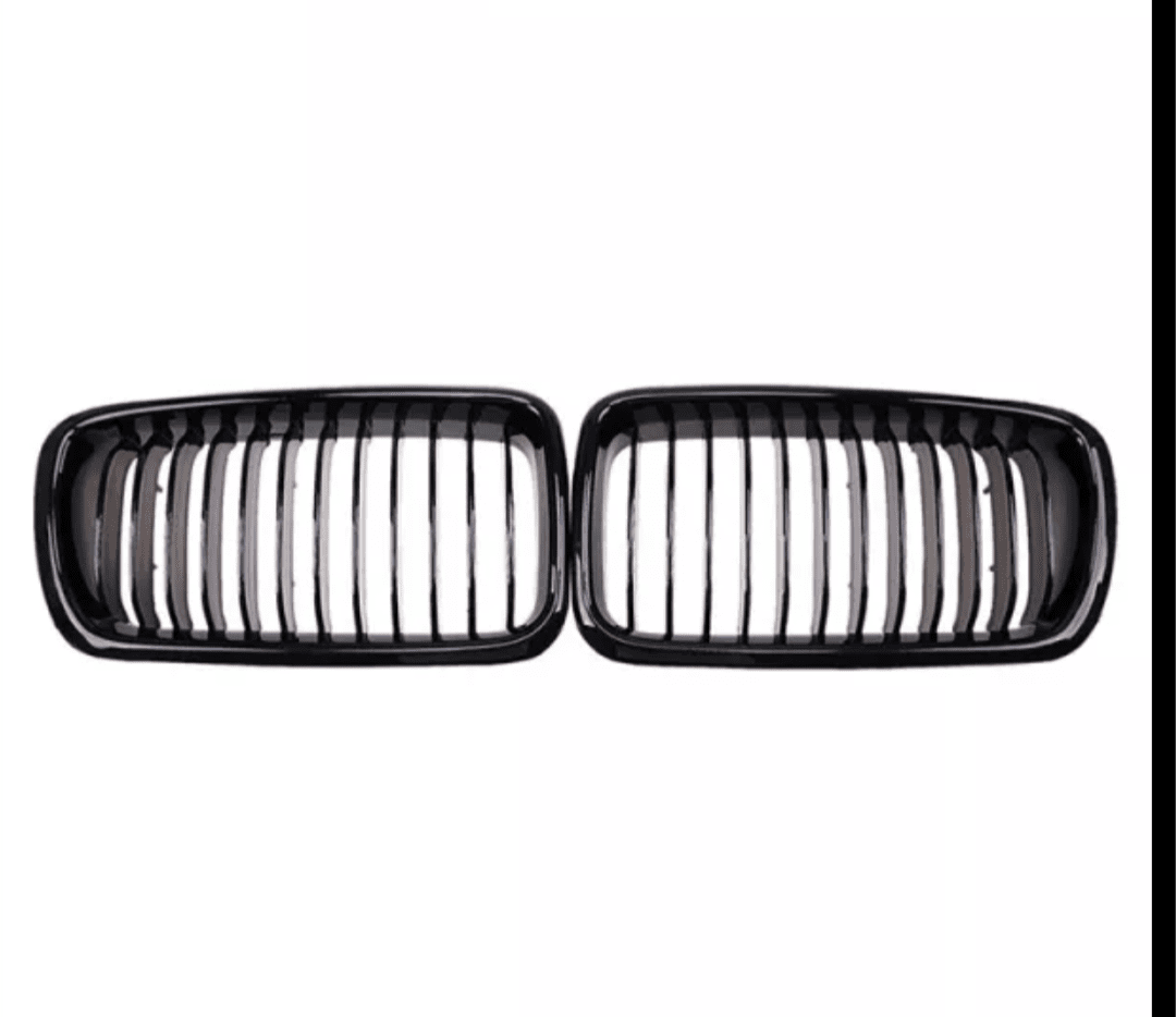 Grilles de calandre noires pour BMW Série 7 E38 type M Performance (1994-2002) BMW Série 7 E38 - Grilles de calandre noires type BMW Performance (1994 - 2002)
