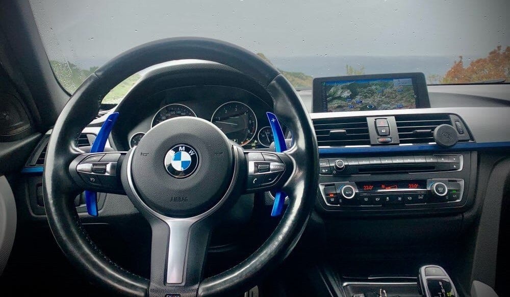 Palette au volant carbone BMW M2 competition